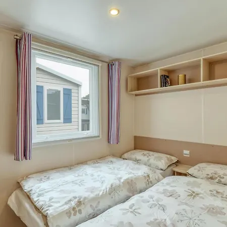 캠프장 Lovely Stacaravan In 3*