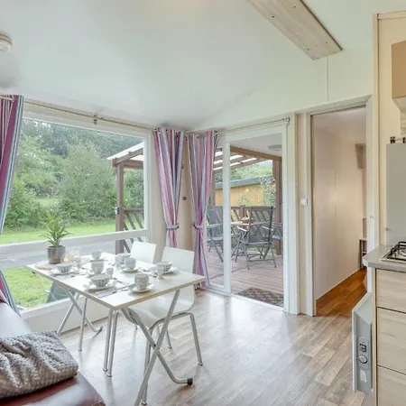 Lovely Stacaravan In 3* Irrhausen